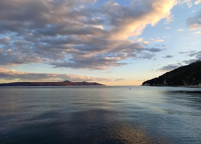 Meerloft, Steinhaus Prem Mit Panorama Meerblick Casa de Férias Mošćenička Draga