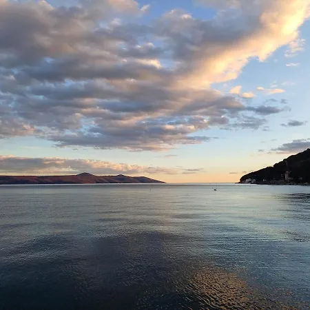 Meerloft, Steinhaus Prem Mit Panorama Meerblick Nyaraló Mošćenička Draga