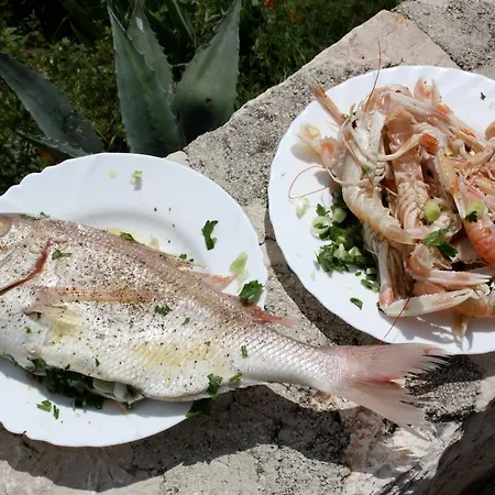 Nyaraló Meerloft, Steinhaus Prem Mit Panorama Meerblick *